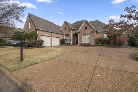 3232 Winderly Pine Cv, Memphis, TN 38125