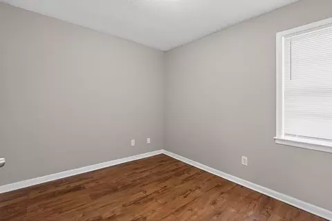 Bedroom - 4094 Double Tree Rd, Memphis, TN 38109 photo 2 of 6