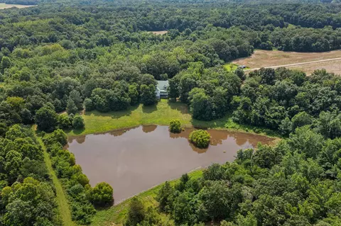 3890 Ames Rd, Hickory Valley, TN 38042
