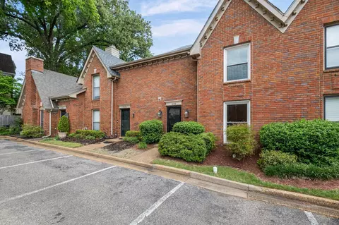 1040 Park Court Dr, Memphis, TN 38119