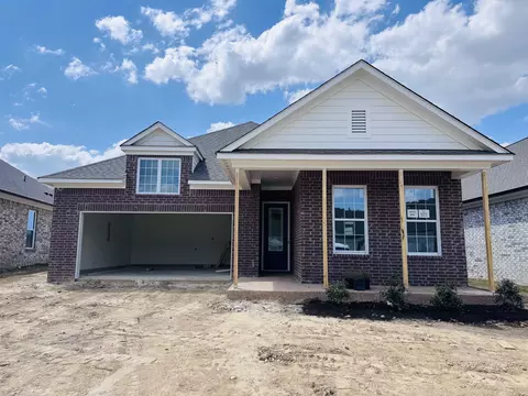 315 Kemrock Dr W, Cordova, TN 38018