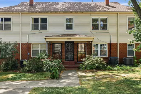 2997 Walnut Grove Rd #3, Memphis, TN 38111