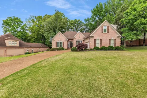 8786 Stablemill Ln, Cordova, TN 38016
