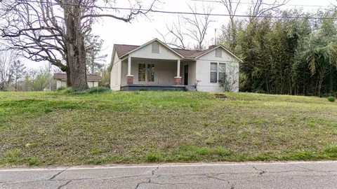 1040 Pocahontas Rd, Pocahontas, TN 38061