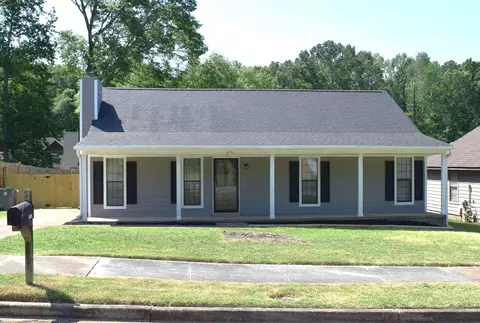 6727 Bent Tree Ave, Memphis, TN 38134