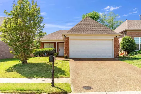 1059 Cross Meadow Rd, Cordova, TN 38018