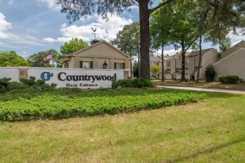 2415 W End Row #A-5, Cordova, TN 38016