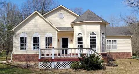 2141 Candy Ln, Burlison, TN 38015