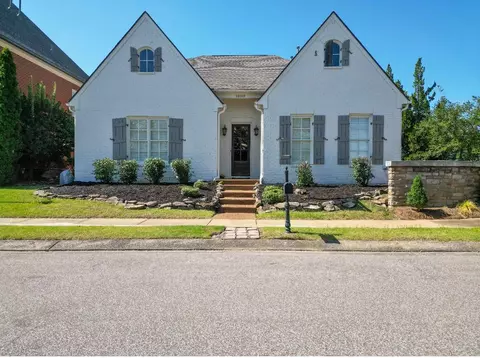 10169 Gravetye Pl, Collierville, TN 38017