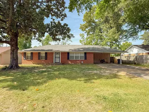 1472 E Holmes Rd, Memphis, TN 38116