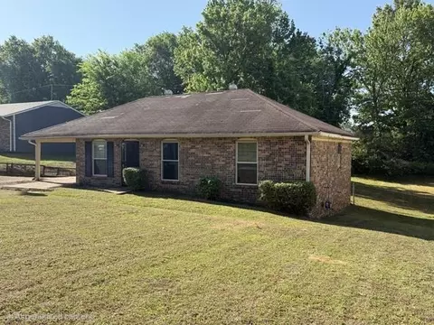 2435 Whitney Ave, Memphis, TN 38127