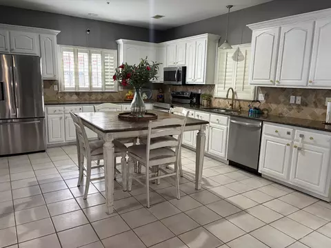 1715 Goldsmith Ct, Collierville, TN 38017