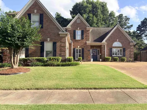1715 Goldsmith Ct, Collierville, TN 38017