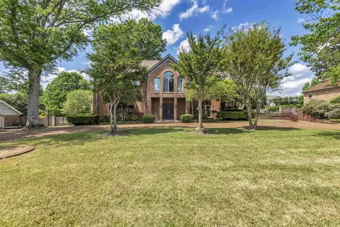 2523 Countrywood Pkwy, Cordova, TN 38016