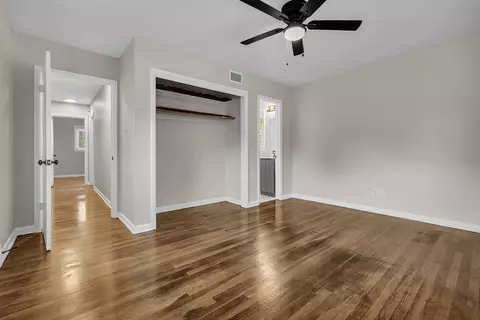 Bedroom - 4011 Comanche Rd, Memphis, TN 38118 photo 2 of 4