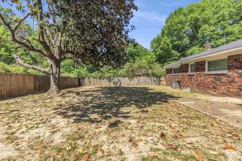 Exterior - 4011 Comanche Rd, Memphis, TN 38118 photo 6 of 6
