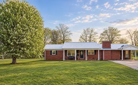 598 Gilchrist Rd, Adamsville, TN 38310