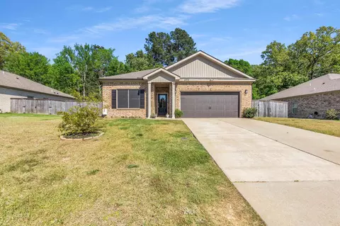 495 Beau Tisdale Dr, Oakland, TN 38060