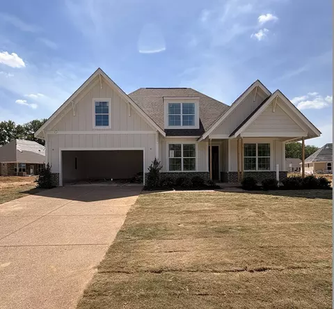 47 Green Meadows Blvd, Munford, TN 38058