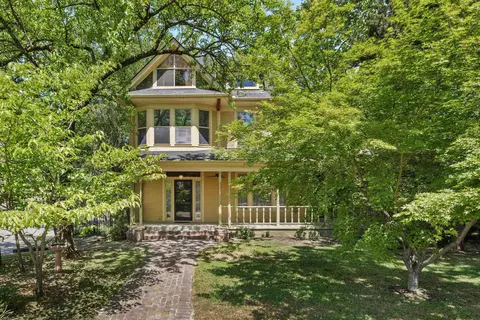 1662 Forest Ave, Memphis, TN 38112