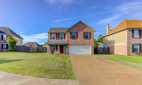 6928 Naples Dr, Cordova, TN 38018