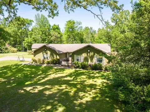 Exterior - 115 Edenberg Dr, Collierville, TN 38017 photo 7 of 10