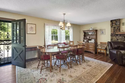 Dining - 115 Edenberg Dr, Collierville, TN 38017 photo 1 of 1