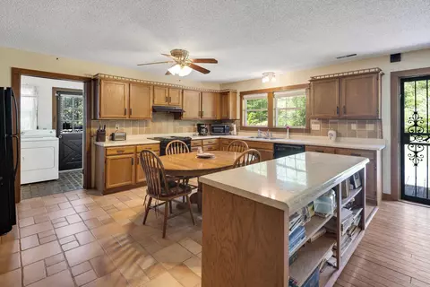 Kitchen - 115 Edenberg Dr, Collierville, TN 38017 photo 1 of 2