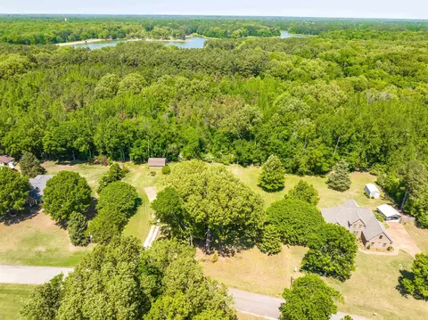 View/Area - 115 Edenberg Dr, Collierville, TN 38017 photo 8 of 9