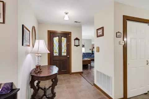 Entry Way - 115 Edenberg Dr, Collierville, TN 38017 photo 2 of 3