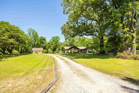 Exterior - 115 Edenberg Dr, Collierville, TN 38017 photo 3 of 10