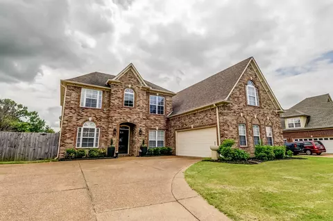 12271 S Fork Dr, Arlington, TN 38002