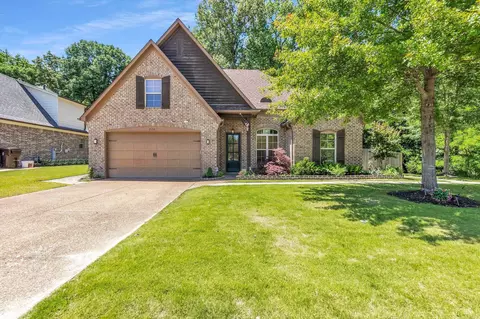 3261 Richland View Ln, Bartlett, TN 38133