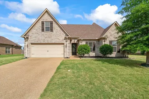 5094 Delaney Valley Ln, Arlington, TN 38002