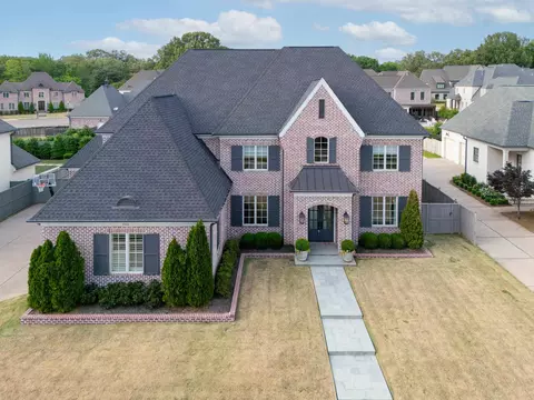 9016 Winston Woods Cir S, Germantown, TN 38139