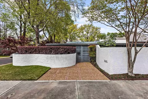 2080 Peabody Ave, Memphis, TN 38104