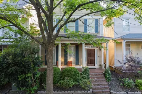 557 Rienzi Dr, Memphis, TN 38103