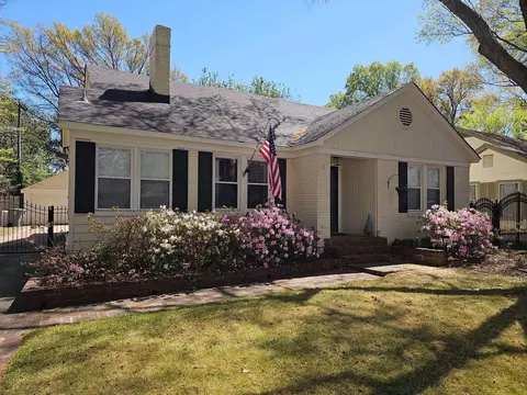 140 Alexander St, Memphis, TN 38111