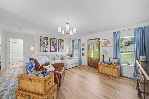 Entry Way - 18 Eric Ln, Ramer, TN 38367 photo 1 of 3