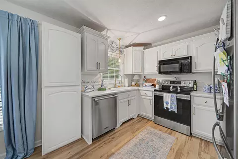 Kitchen - 18 Eric Ln, Ramer, TN 38367 photo 2 of 3