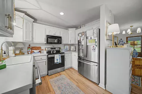 Kitchen - 18 Eric Ln, Ramer, TN 38367 photo 3 of 3