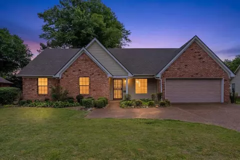 6547 Yale Rd, Bartlett, TN 38134