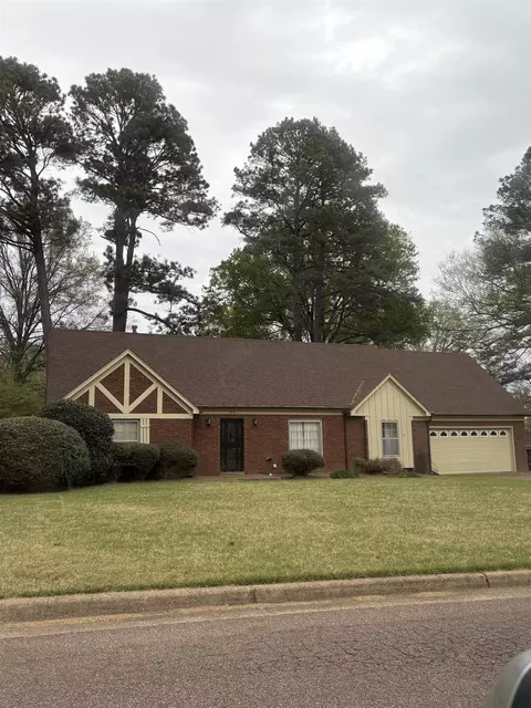 7674 Apple Valley Rd, Germantown, TN 38138