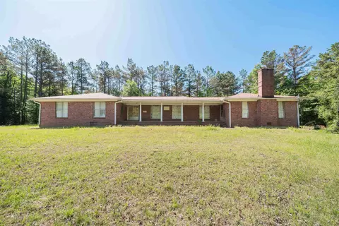 735 Callahan Ln, Saulsbury, TN 38067