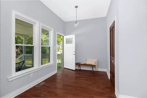 Entry Way - 404 Liberty Ave E, Covington, TN 38019 photo 7 of 9