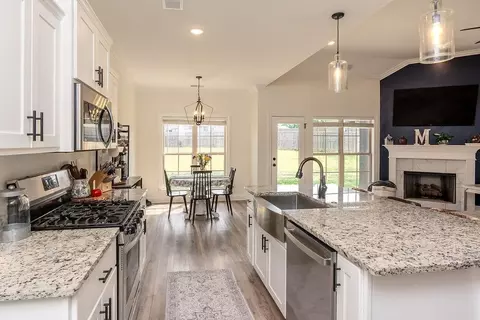 1529 Fall Garden Dr, Hernando, MS 38632 photo 12
