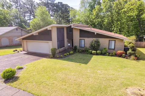 Exterior - 36 Mcdaniel Dr, Jackson, TN 38305 photo 2 of 10