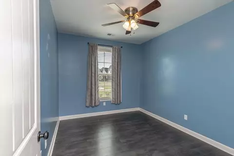 Bedroom - 7116 Grassland Cv, Arlington, TN 38002 photo 4 of 7