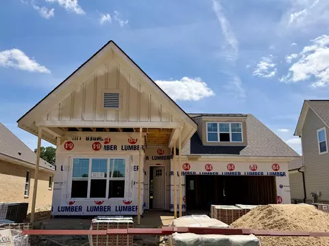 10283 Louanne Dr, Collierville, TN 38017