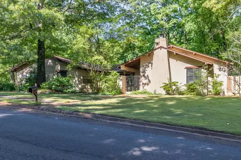 35 Vine Grove Ln, Memphis, TN 38018